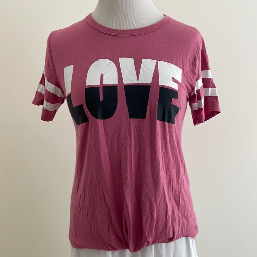 Black & white love soft T-shirt gather in the front NO boundaries Womens XS